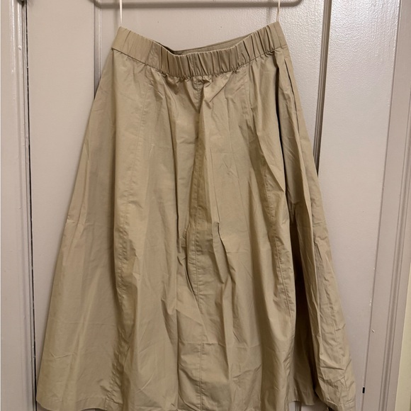 Uniqlo Women's Beige A-Line Midi Skirt - Picture 3 of 4